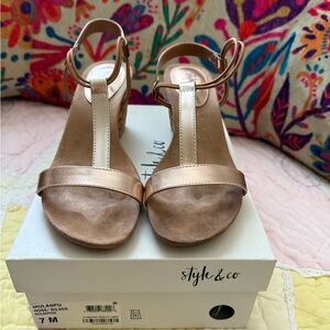 Style & Co. Women's Rose Gold Wedges